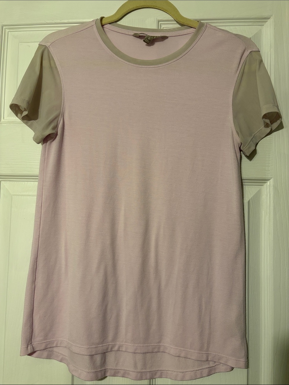 Athleta Light Lavender Tee with Sheer Taupe Sleeves Size Small